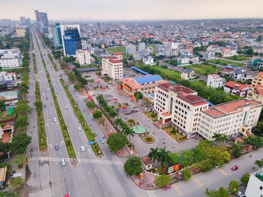 Quận Hải An có nhiều tuyến giao thông quan trọng, có nhiều khu vực; Thành phố mới hiện đại và đồng bộ về cơ sở hạ tầng. Ảnh - Phan Tuân.