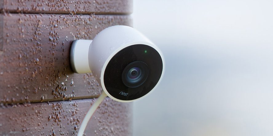 Lắp đặt camera trong sân của bạn