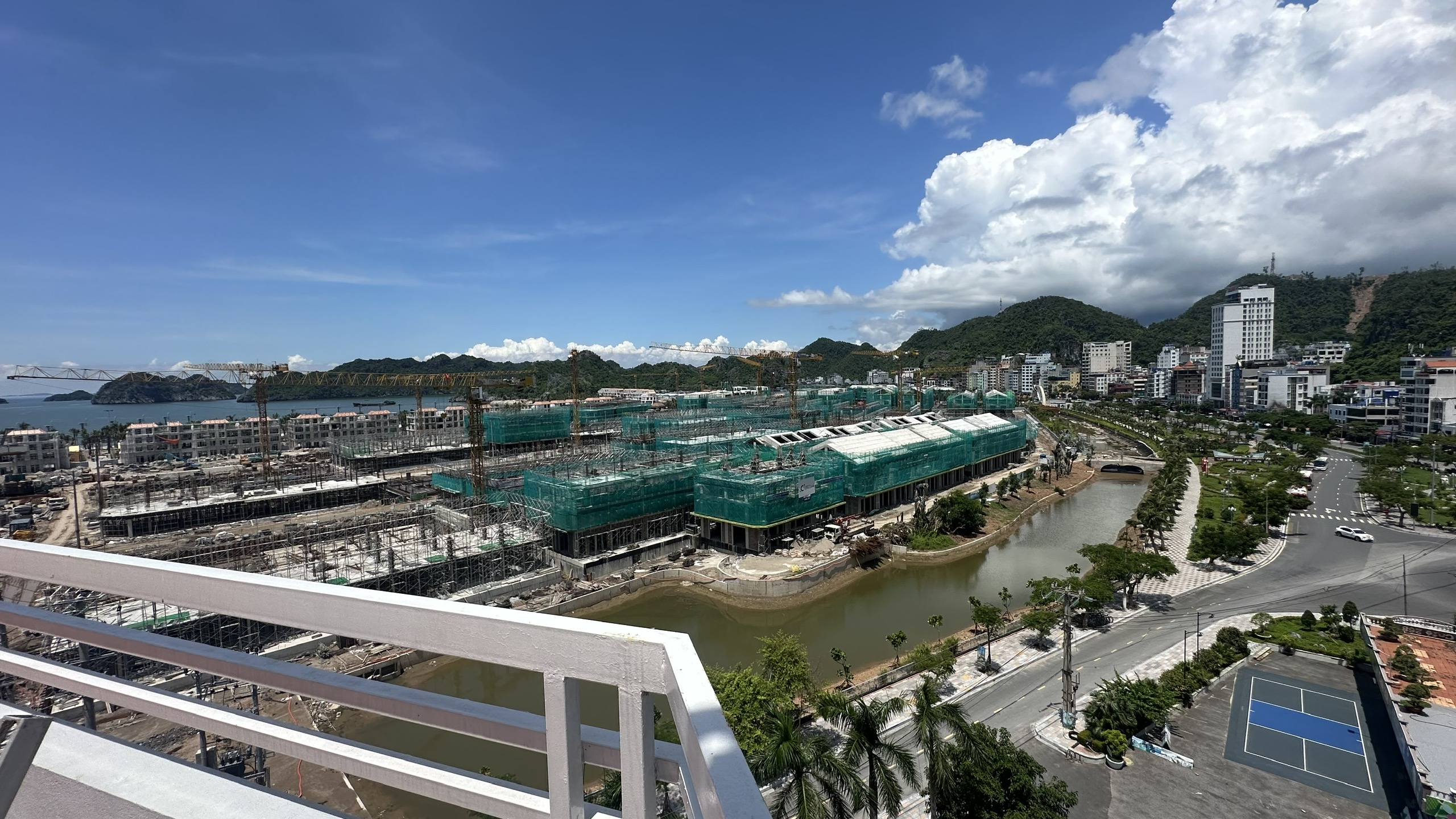 Lắp đặt Camera Cát Bà